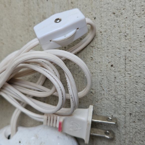 Ceramic Church White Blue Holiday Decor Light Cord Vintage Christmas Decoration - Picture 7 of 12